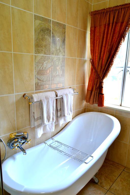 Kimberley Manor Guesthouse Екстериор снимка