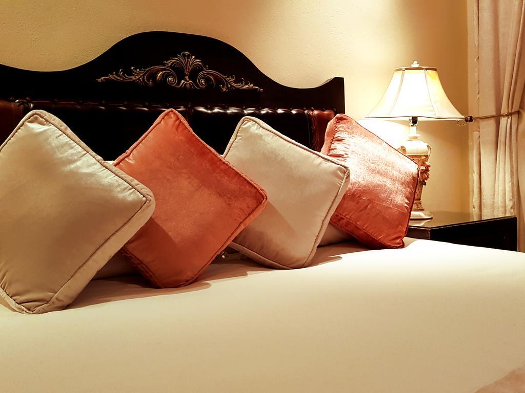 Kimberley Manor Guesthouse Екстериор снимка