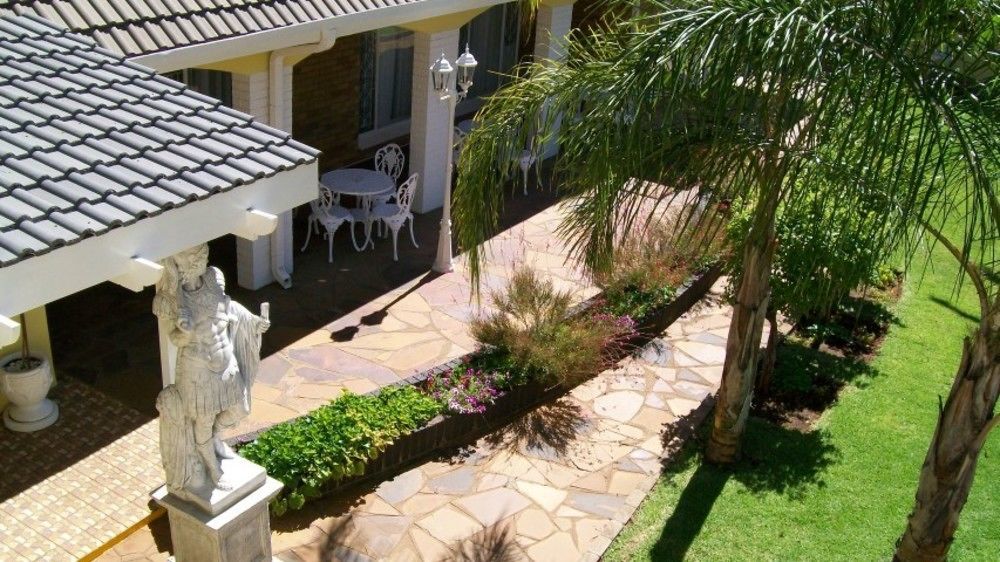 Kimberley Manor Guesthouse Екстериор снимка